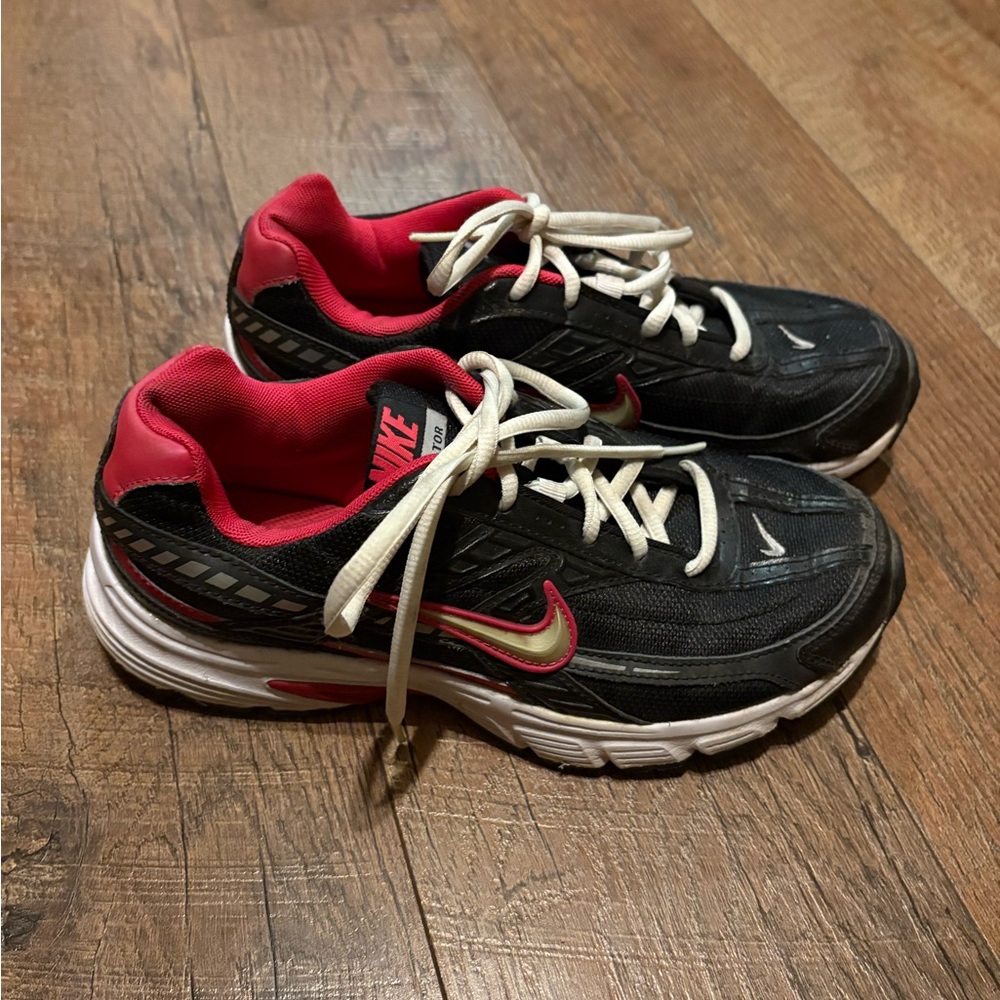 Nike Black and Pink Athletic Shoes